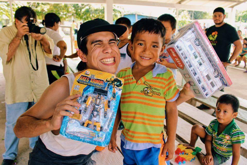 Jornada de donación de útiles escolares