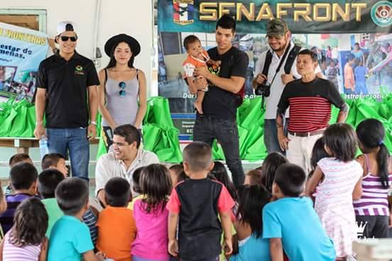 Útiles escolares recolectados para niños de Gómez Abajo